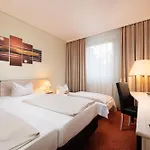 Hotel Novina Suedwestpark
