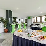 Hotel Novina Suedwestpark 4*