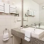 Novina Suedwestpark Hotel Norymberga