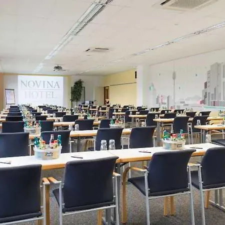 Novina Suedwestpark 4*