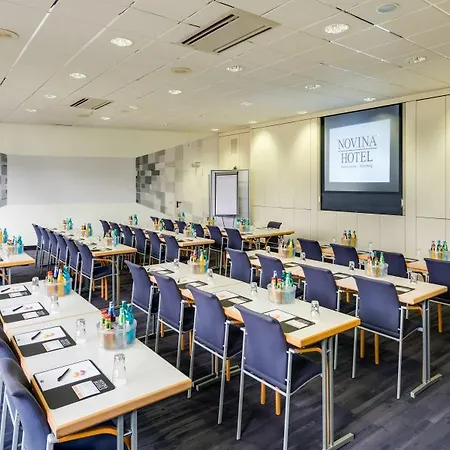 Novina Suedwestpark 4* Norymberga