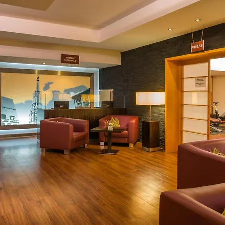 Novina Suedwestpark 4*