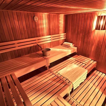 Otel Novina Suedwestpark