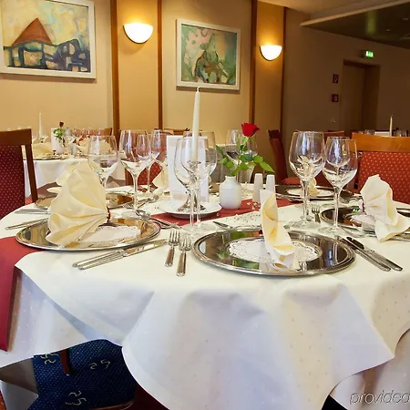 Novina Suedwestpark Hotel Nuremberg