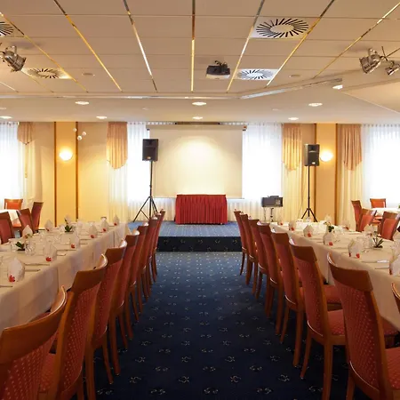 Hotel Novina Suedwestpark