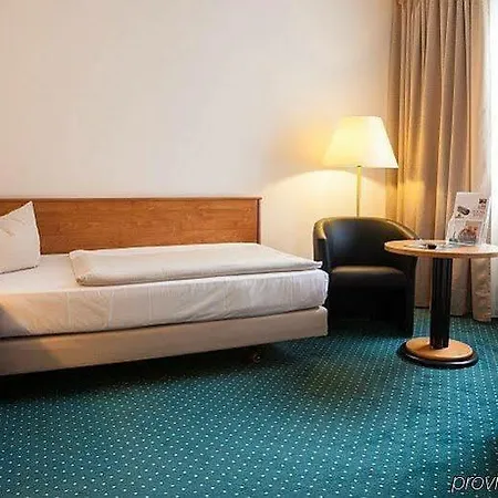 Novina Südwestpark Hotel Nürnberg