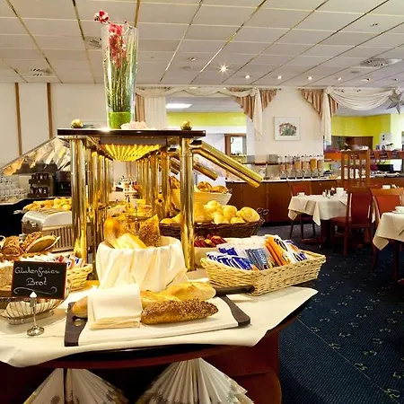 Novina Suedwestpark 4* נירנברג